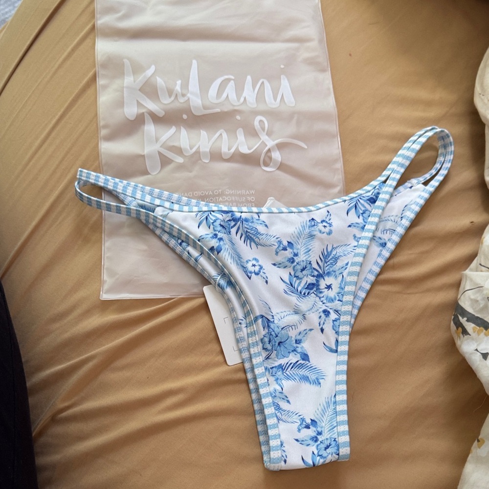 Kulani Kinis White and Blue Floral Bikini Bottom